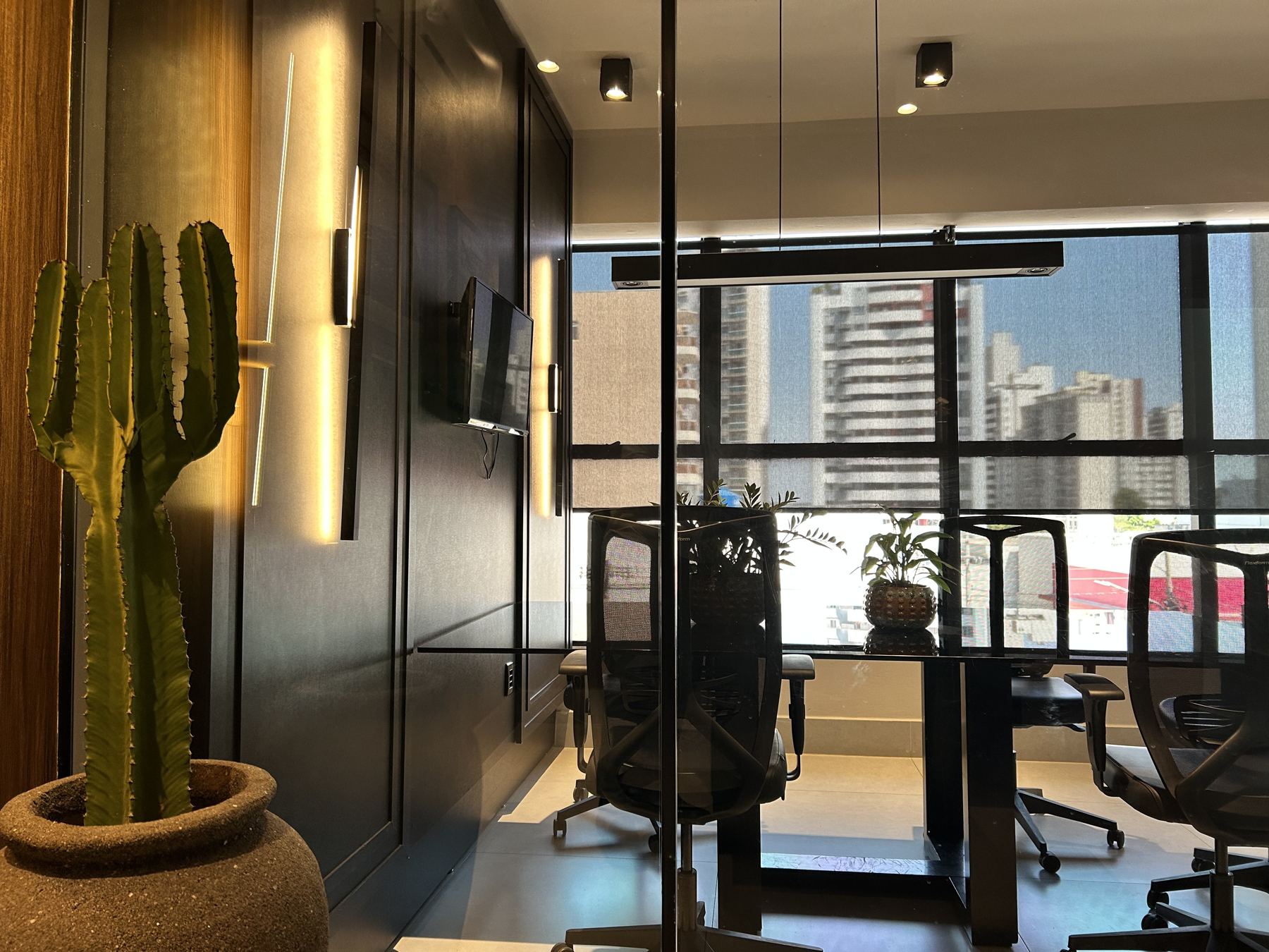 Detalhe da sala de reuniões